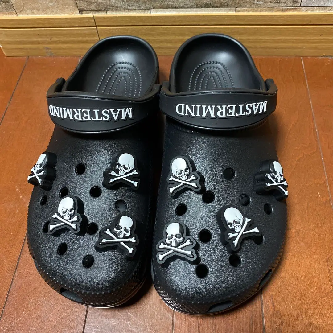 2025年最新】mastermind crocsの人気アイテム - メルカリ