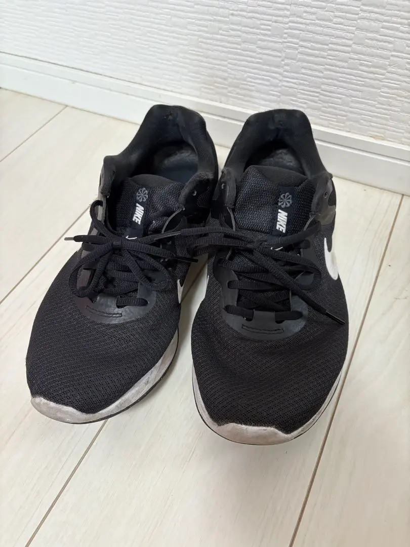 Thumbnail of Nike black running shoes US 10.5