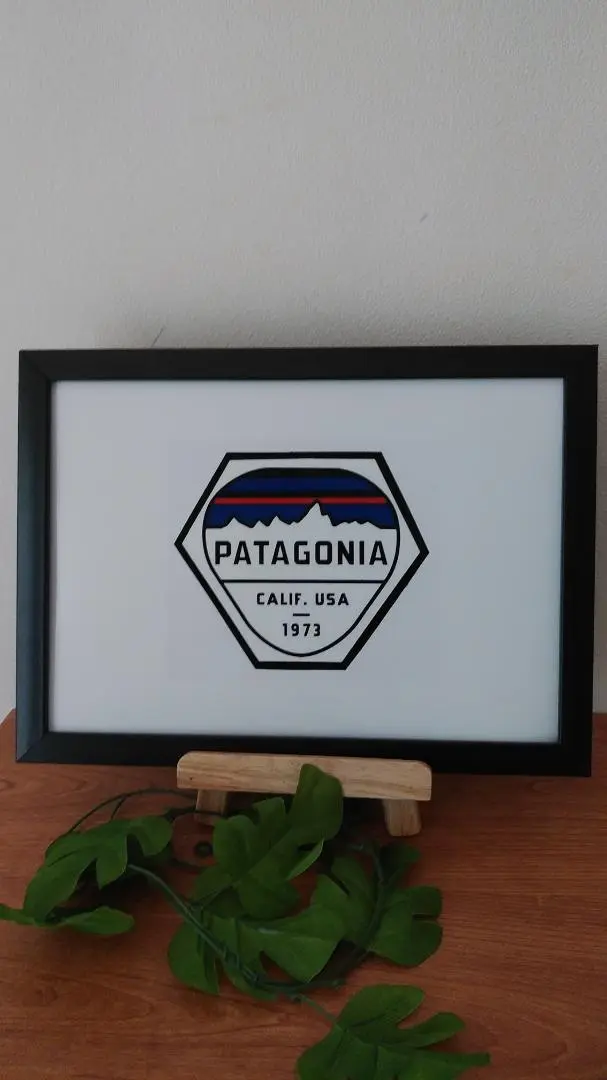 patagonia パタゴニア ポスター 額装品 特大 96cm×66cm Amazon.co.jp: A4 額付き ポスターPatagonia パタゴニア Sunrise