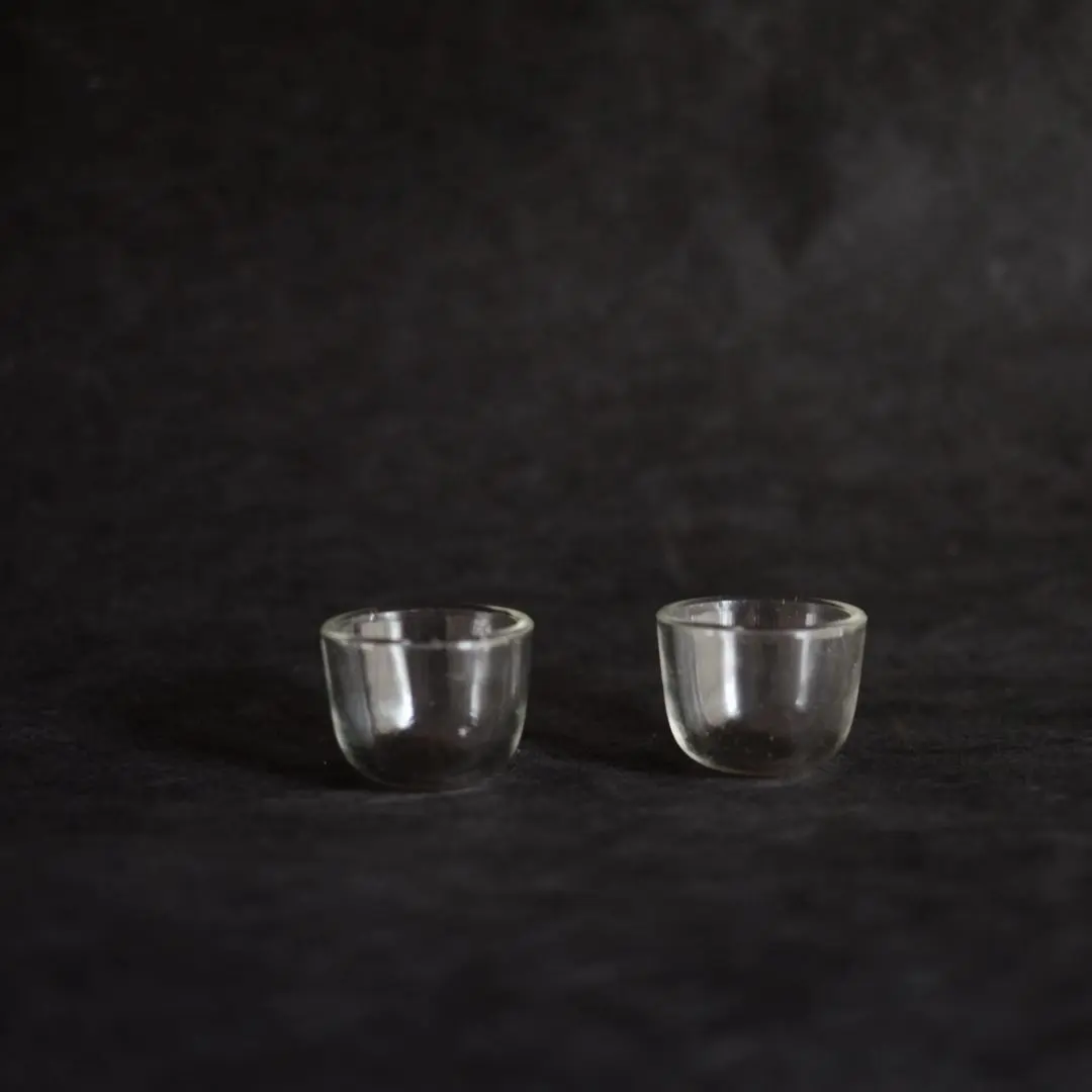 時代 厚玻璃酒杯 古董 2個一套 的縮圖