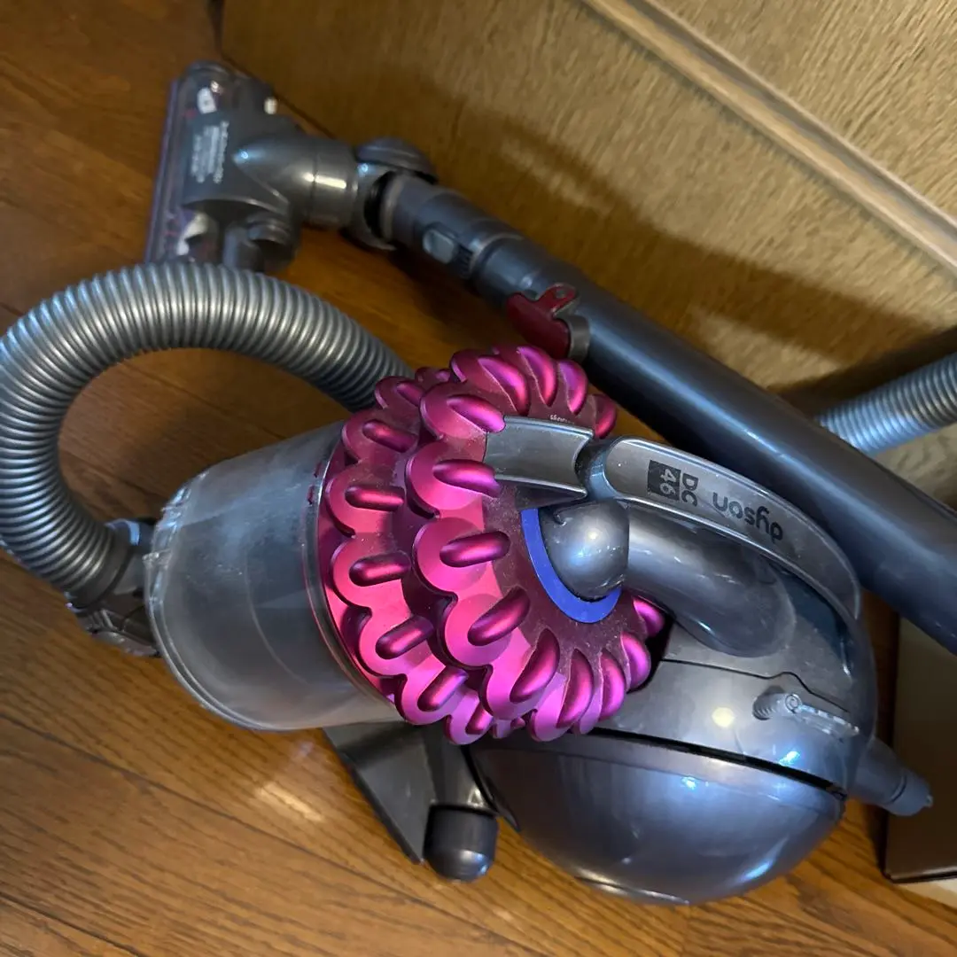 専用　ダイソン　DC46 サイクロン式掃除機　dyson ball 付属品付 ヨドバシ.com - ダイソン Dyson サイクロン式掃除機 モーター