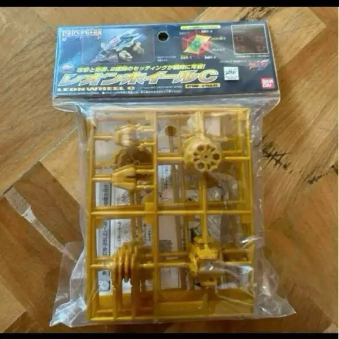 バンダイ クラッシュギア ハイダッシュカスタムホイール (白) 未開封新品 バンダイ クラッシュギア ハイダッシュカスタムホイール (白) 未