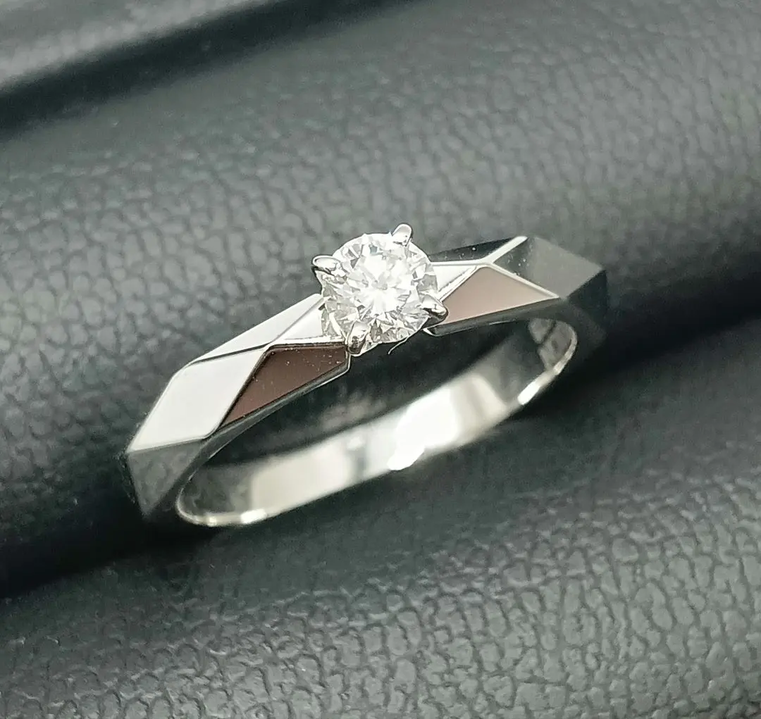 BOUCHERON ブシュロン10号 ファセット0.3カラット