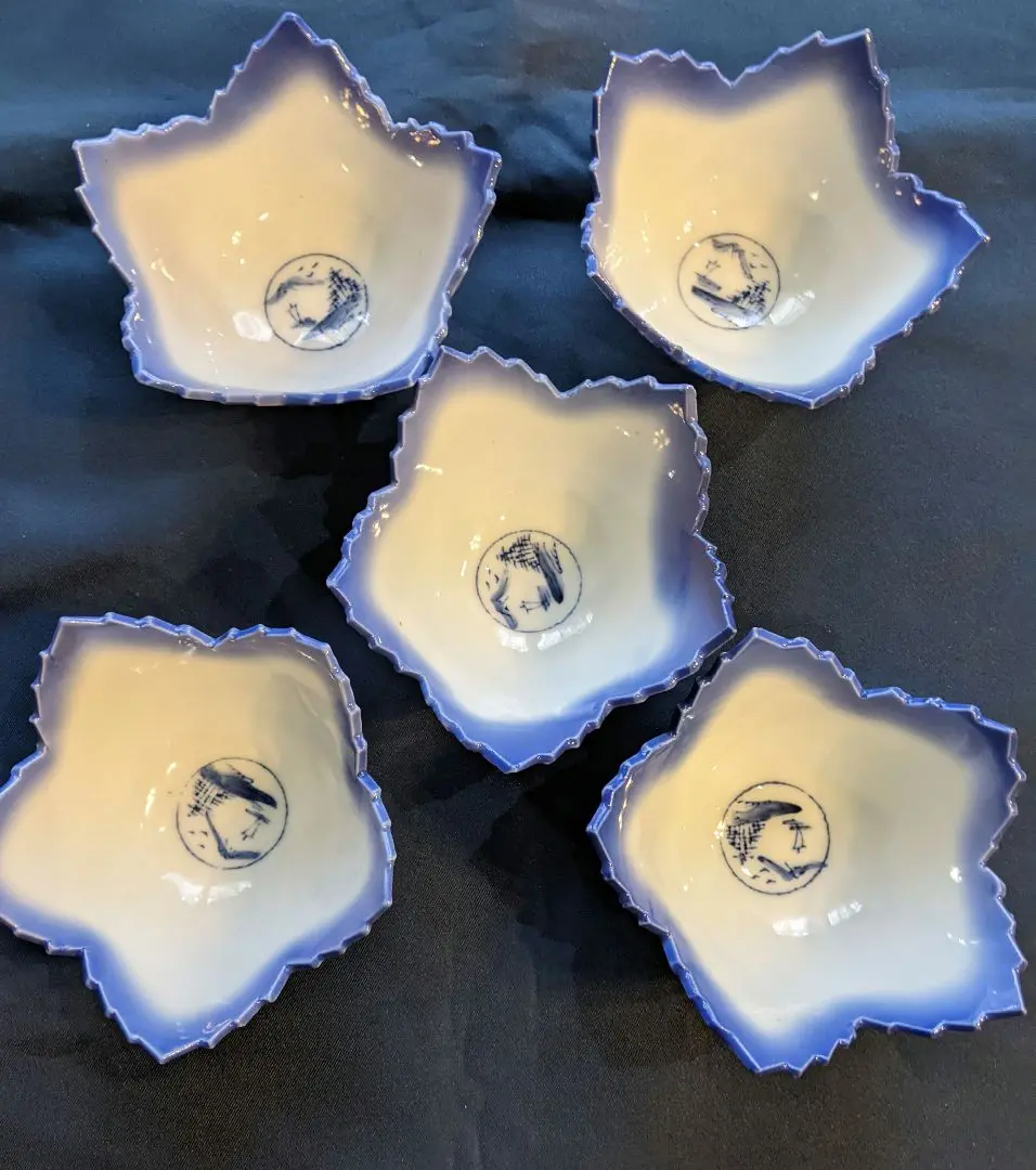 有田焼　花舟作　香炉　共箱入り　新品 有田焼 花舟作 香炉 共箱入り 新品