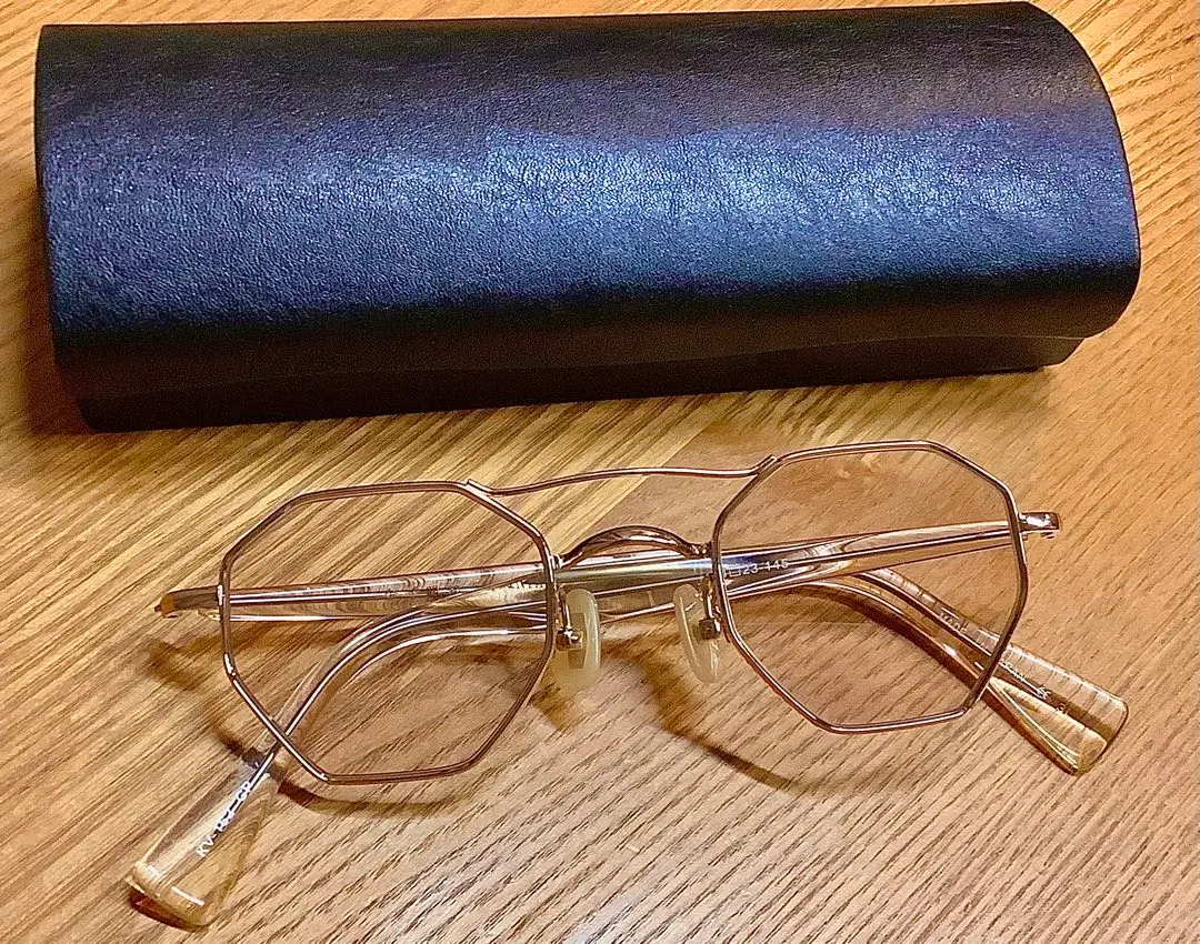 金子眼鏡　KV-48 ATG 認証書付き レザーケース 金子眼鏡 KV-48 ATG 認証書付き レザーケース
