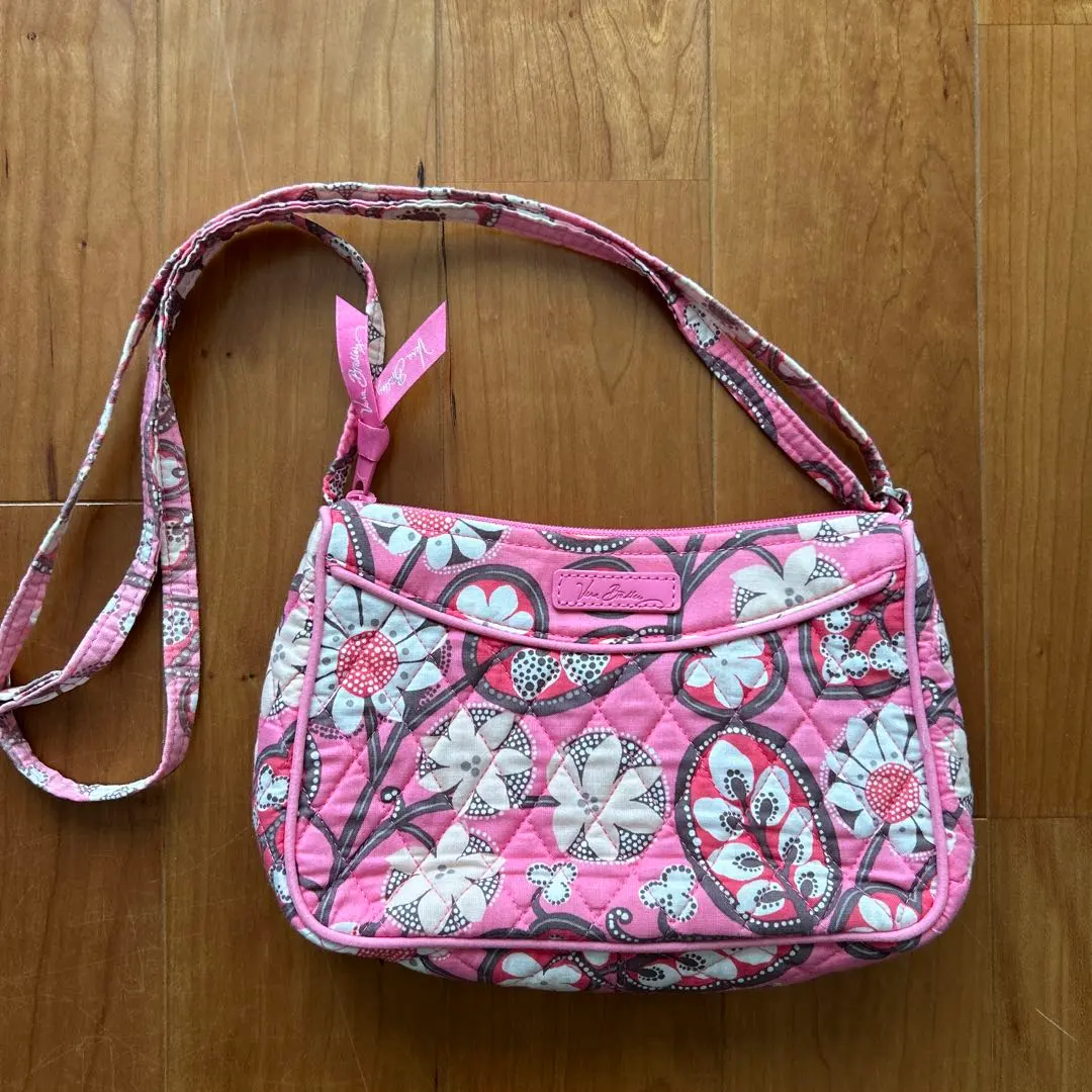 Thumbnail of Vera Bradley shoulder bag