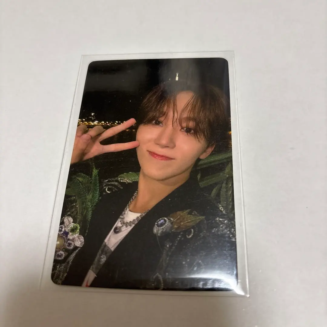 Thumbnail of SEVENTEEN Seungkwan trading card