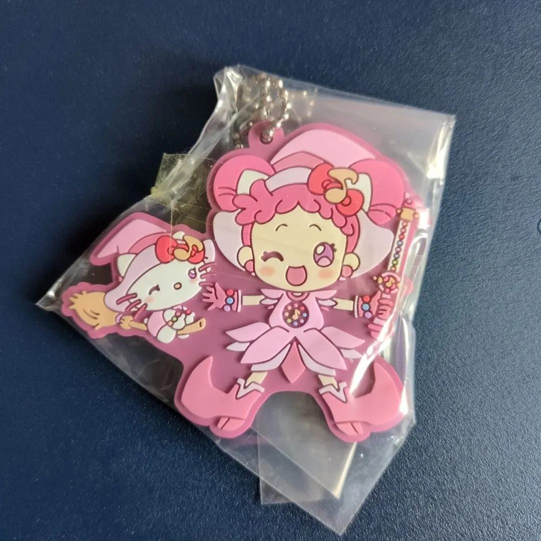 Thumbnail of Hello Kitty x Ojamajo Doremi Pink Lover Keyholder