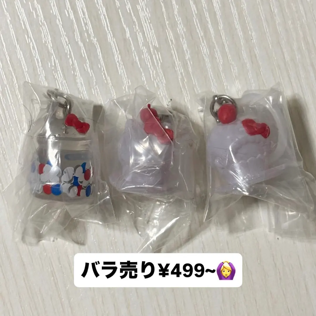 Thumbnail of Monchhichi Hello Kitty Mejirushi Accessory Gashapon