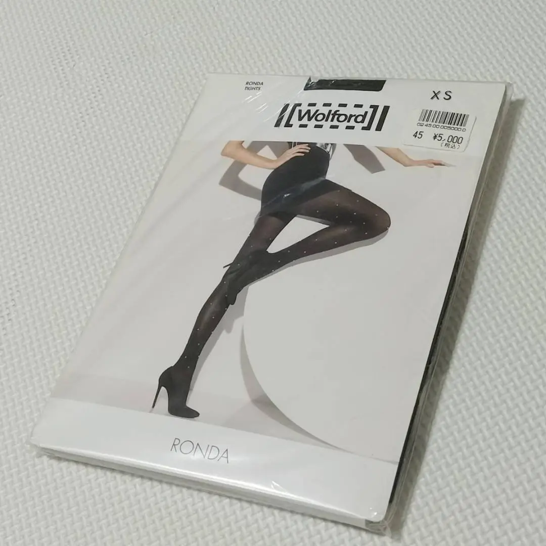 あ*や様 新品　wolford レギンス　タイツ16021 green定価¥36 あ*や様 新品 wolford レギンス タイツ16021 green定価¥36