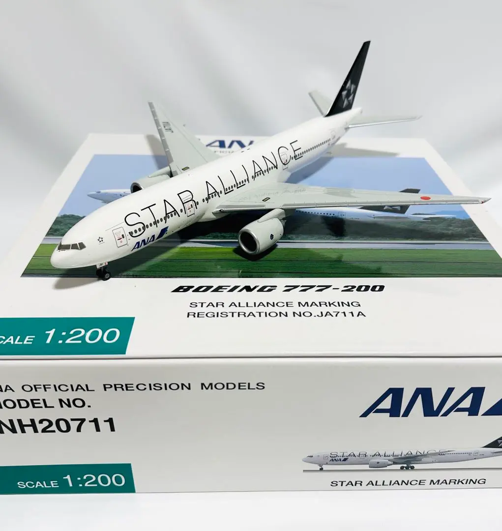 JC Wings 1/200 ANA 777-300ER スターアライアンス ANA B777-300ER(JA731A) 1:200 スターアライアンス