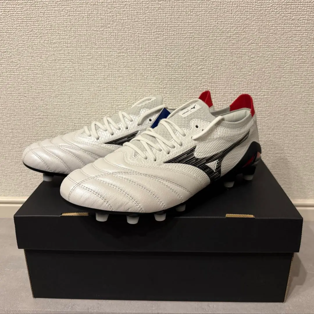 Thumbnail of New Morelia Neo IV β JAPAN (Soccer/Football) 25.5