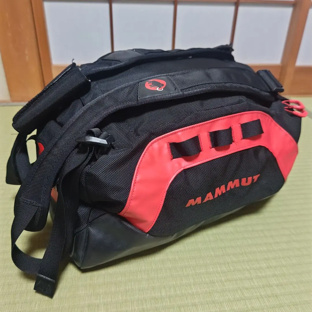 マムート MAMMUT RockCARGO SE 25 ダッフル＆リュック 廃番 マムート MAMMUT RockCARGO SE 25 ダッフル＆リュック 廃番