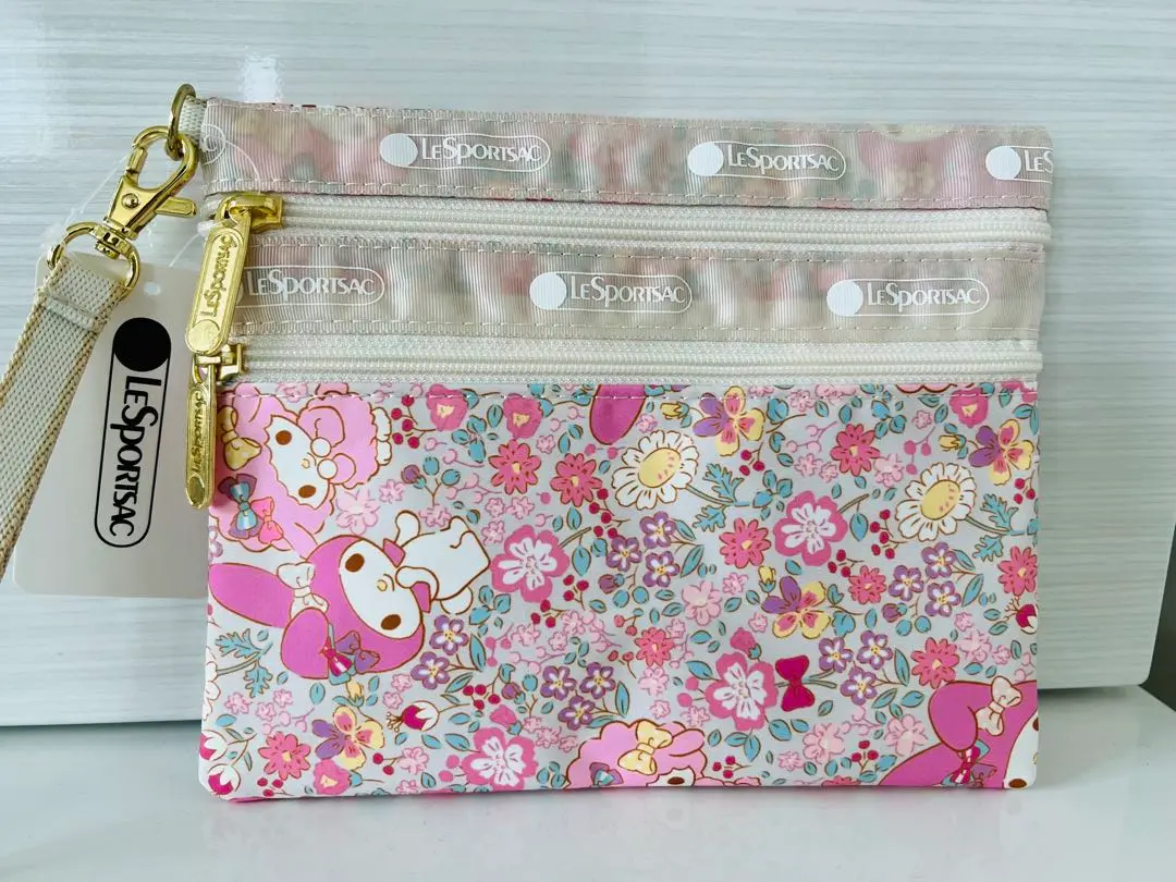 LeSportsac WRISTLET POUCH SET マイメロディ クロミ LESPORTSAC】マイメロディ＆クロミ リストレットポーチセット