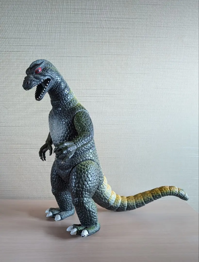 ゴジラ？　1986年製?怪獣フィギュア人形　ソフビ 2025年最新】ゴジラ 1986の人気アイテム - メルカリ