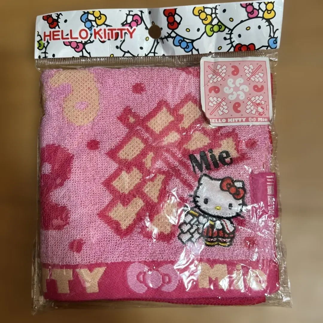 Thumbnail of Local Kitty Towel Handkerchief - Mie Prefecture - Ise Jingu Shrine