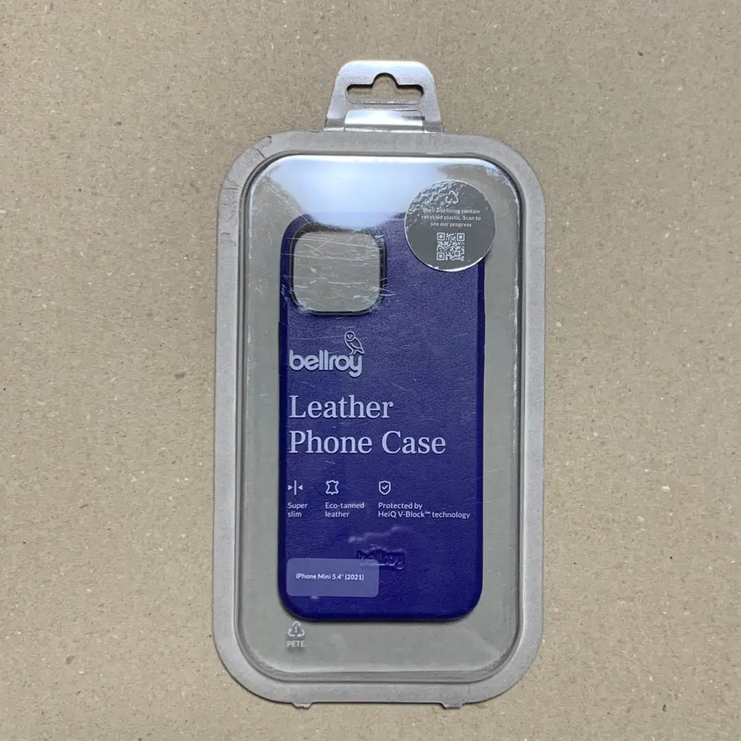 美品】iPhone 13 mini 128GB ＋ bellroyスマホケース