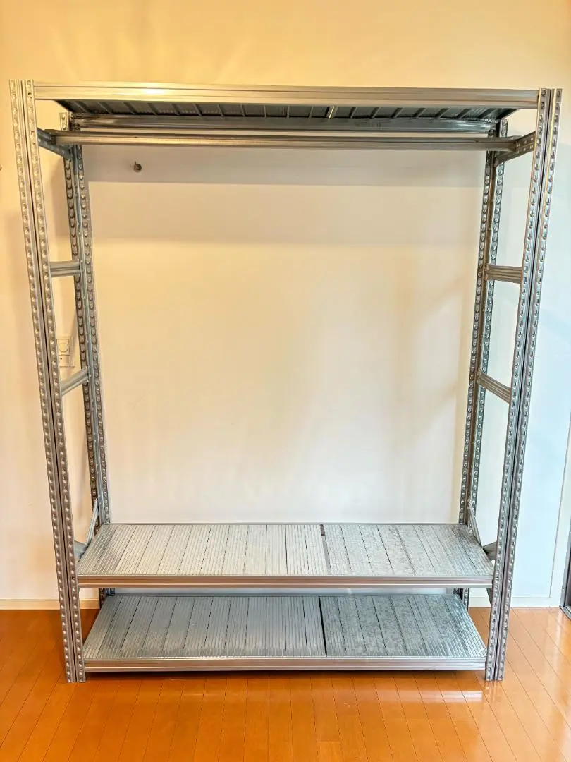 パシフィックファニチャー　48\" GARMENT RACK &バスケット 48