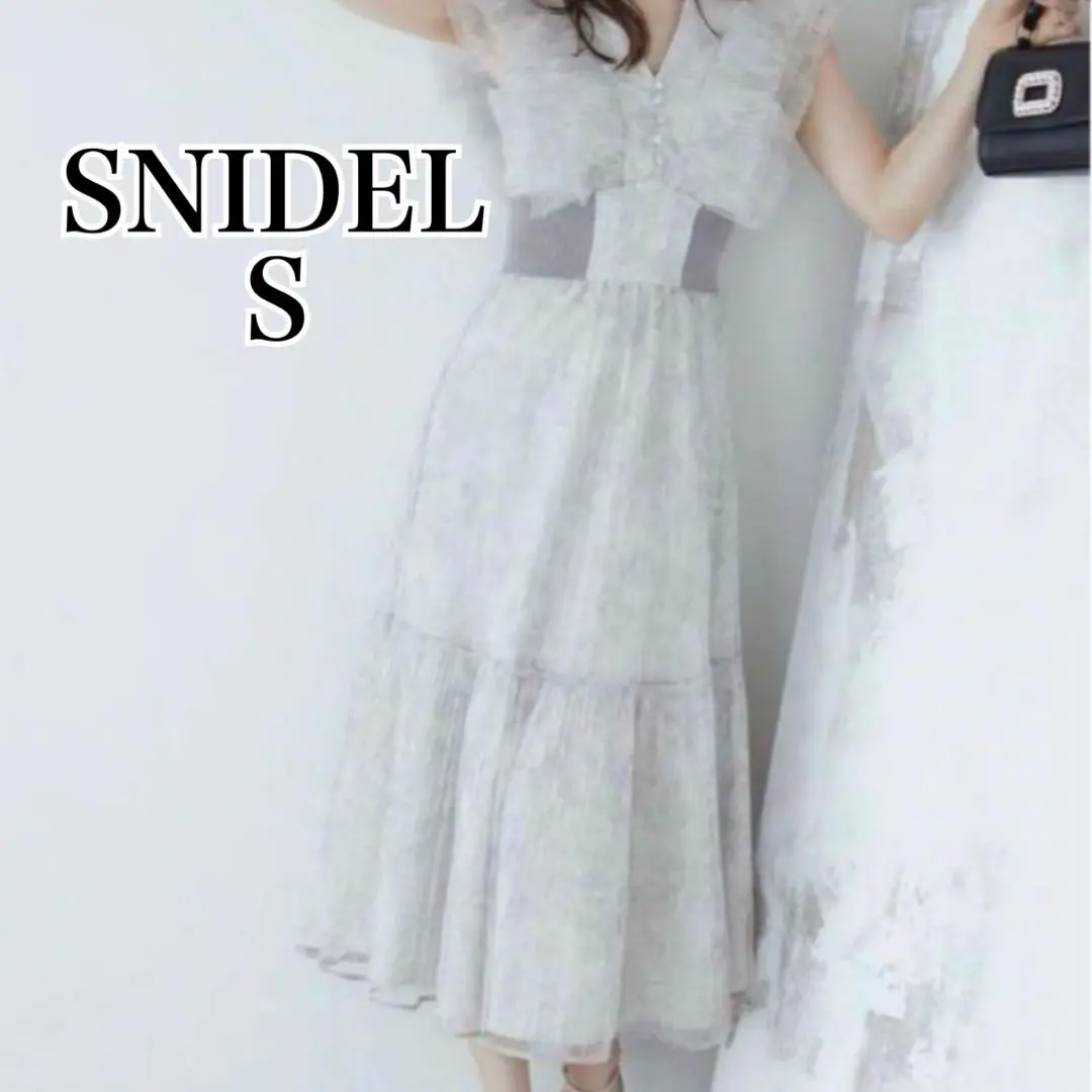 ✨SNIDEL（スナイデル ）✨ラメプリーツレースドレス　グレー　S SNIDELドレスラボアイテム3着目🫧⁣ ⁣ ⁣ ◾︎ ラメプリーツレース