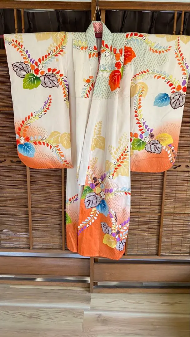 7歲慶典和服 七五三用 花紋 和服K104 的縮圖