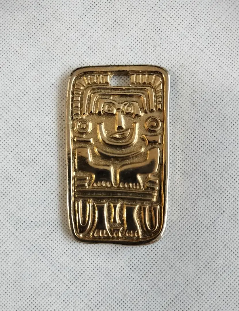 吊墜？彈鍵盤的人 古董 復古 的縮圖