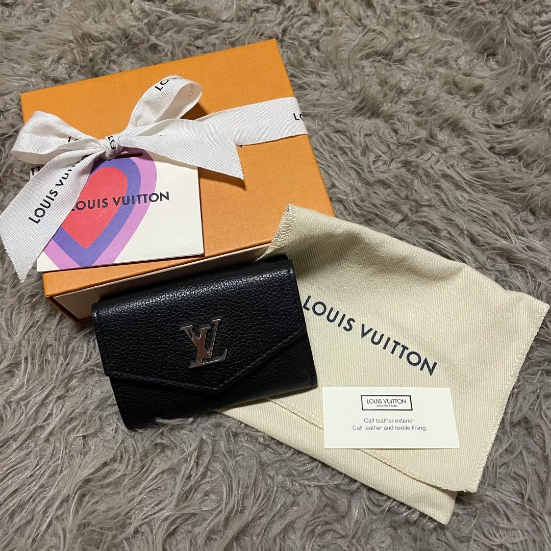 Thumbnail of LOUIS VUITTON Louis Vuitton Trifold Wallet Black