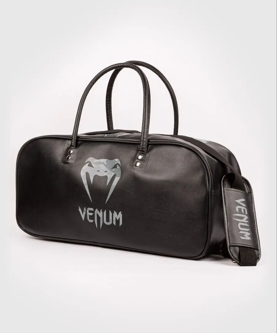 2025年最新】venum カバンの人気アイテム - メルカリ