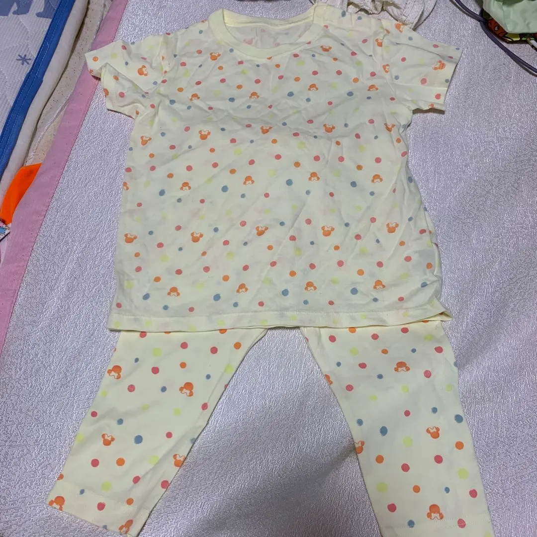 Thumbnail of Kids Baby Uniqlo Tops T-shirt Pants 100cm