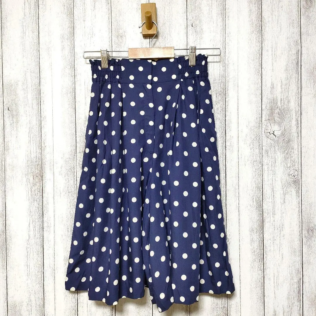 Thumbnail of Dot Pattern Half Pants