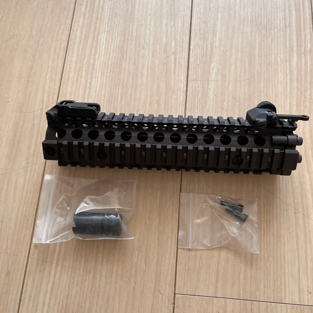 GHK 純正MK18ハンドガード Amazon.co.jp: GHK 純正M4 MK18 RISIIハンドガード ダニエル