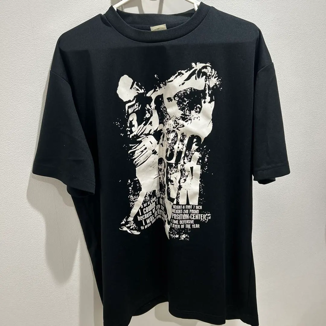 Thumbnail of Basketball wear T-shirt