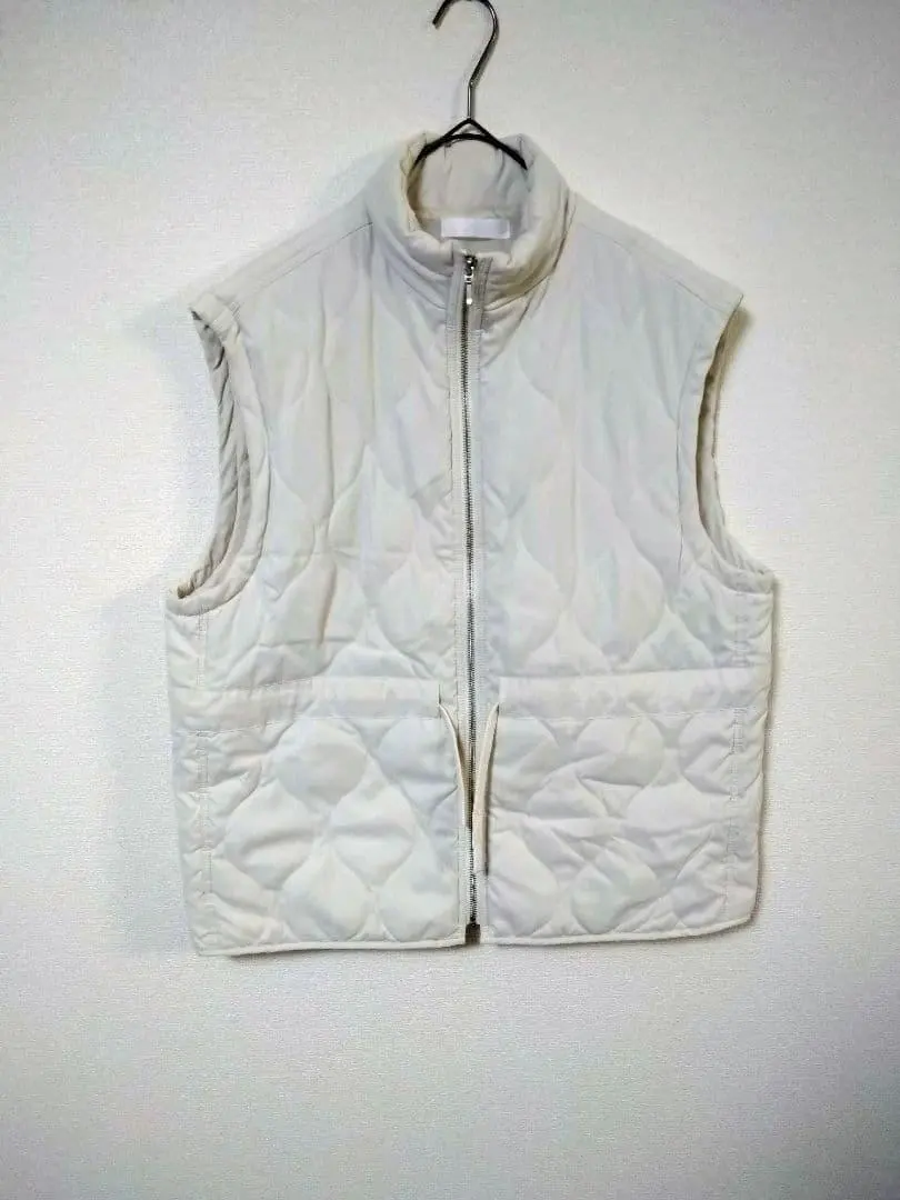 Thumbnail of Urban Research Quilted Vest - Women's M-XL Equivalent - Free Size - White