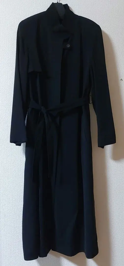 Thumbnail of Long coat