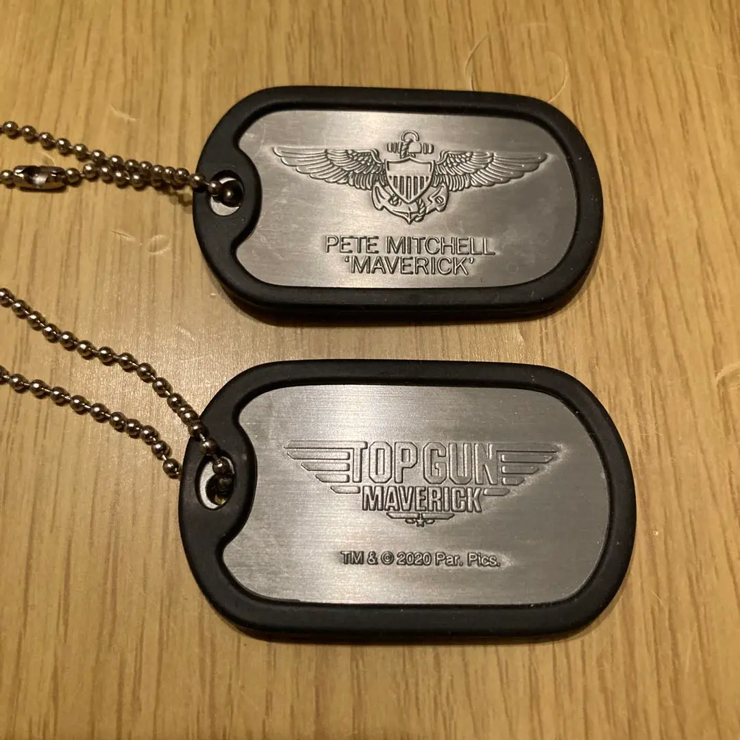 トップガン　マーヴェリック　ピンバッジセット　メタルキーホルダー　ドッグタグ トップガン マーヴェリック マーベリック ドッグタグ 映画グッズ