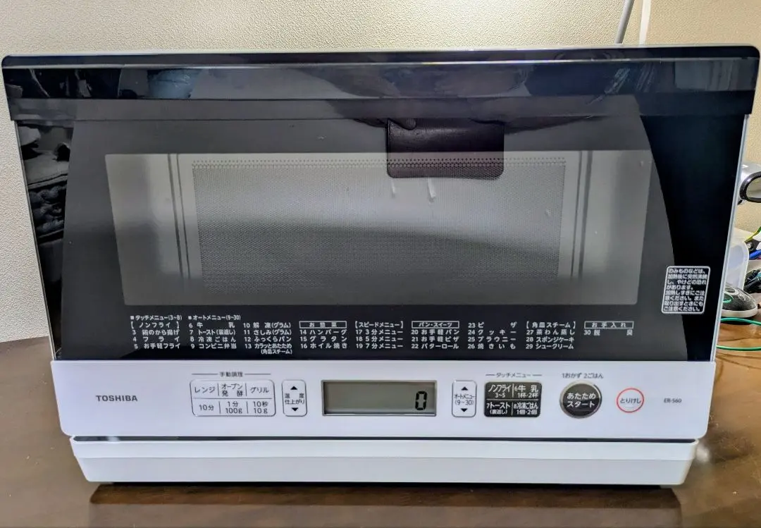 東芝 附帶蒸氣功能 石窯烤箱微波爐 ER-S60 2020年製 的縮圖