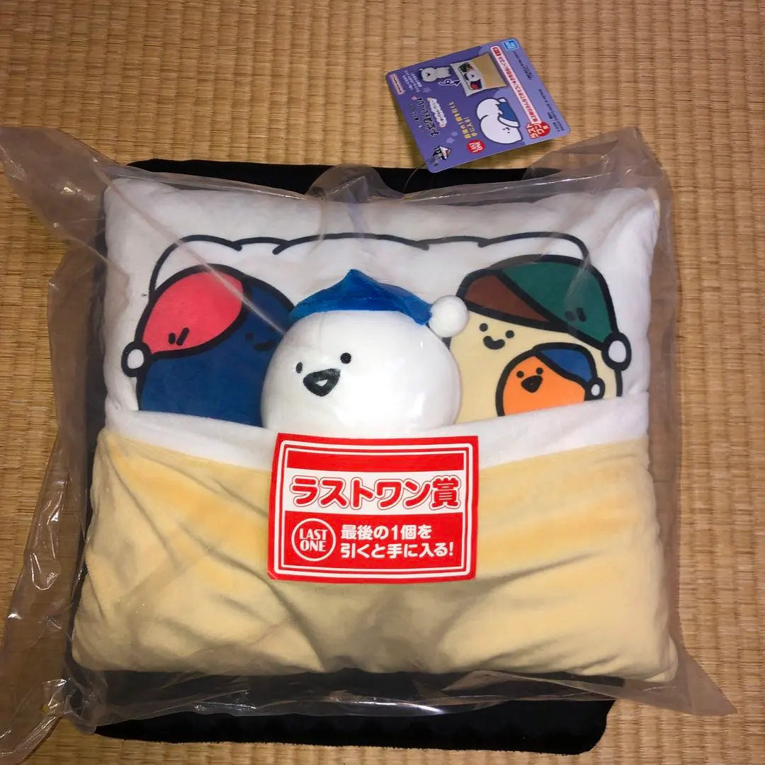 Thumbnail of Ichiban Kuji Obung and Friends Last One Prize: Everyone's Matching ★ Futon Plushie for Sleeping