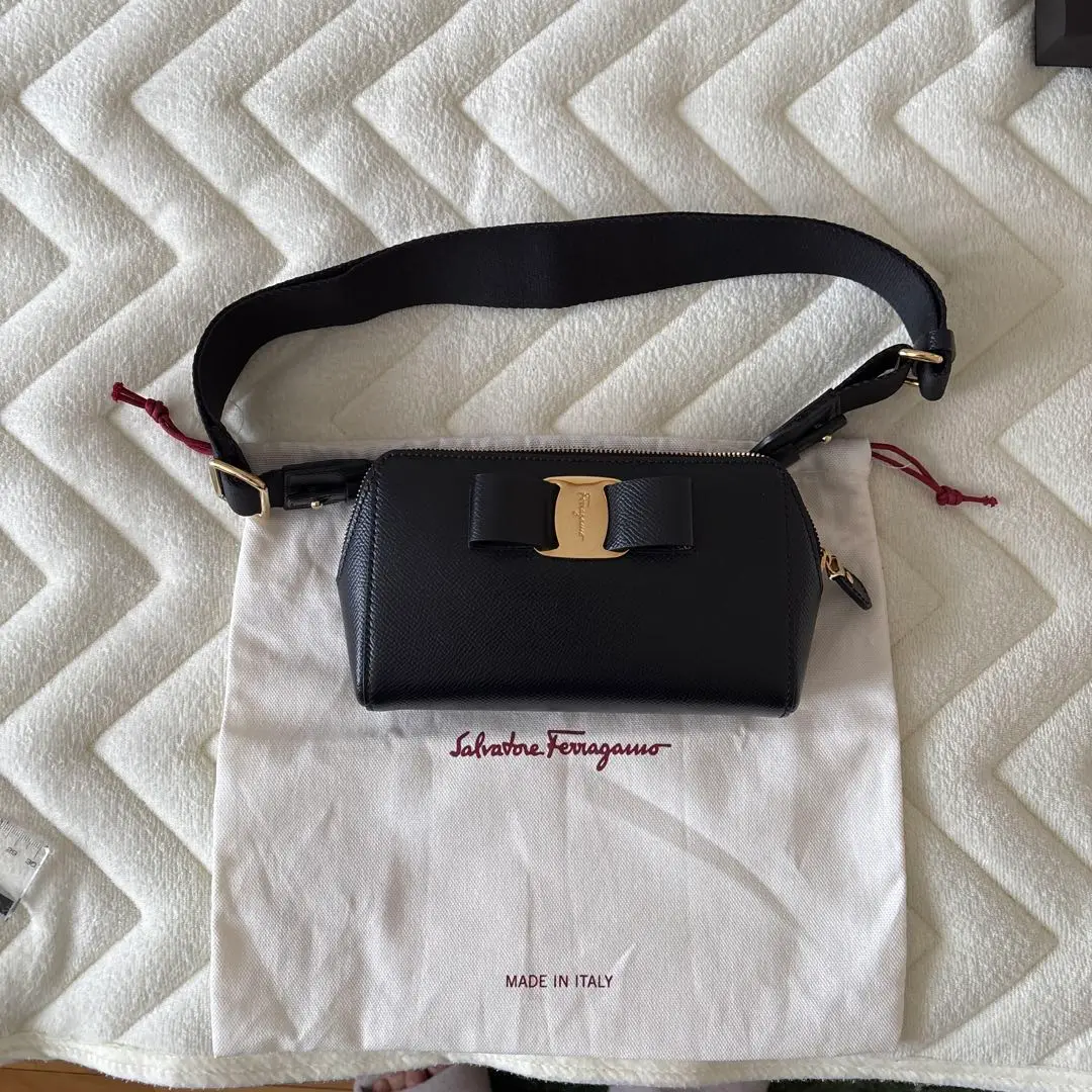 2025年最新】Salvatore Ferragamo ボディバッグ・ウエストポーチ