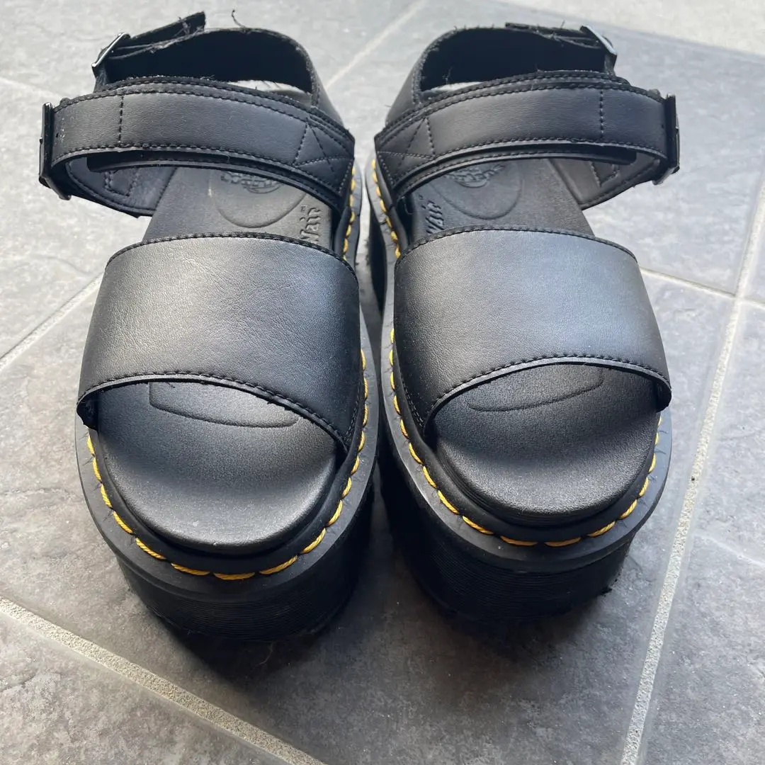 廃盤品KJ着降谷着Dr.MartensレザーサンダルVOSS KJ着降谷着Dr.MartensレザーサンダルVOSS