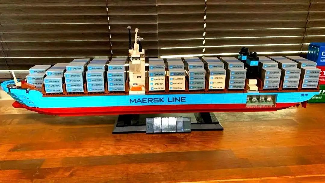 1/24 大型コンテナトレーラー MAERSK マースク ソリド製ダイキャスト製 SOLIDO 1/24 - REMORQUE Container Trailer Maersk - Five Diecast
