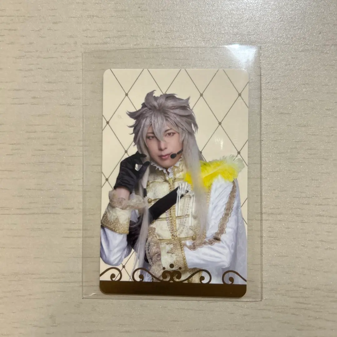 Thumbnail of Random Photo Card: Kogitsunemaru