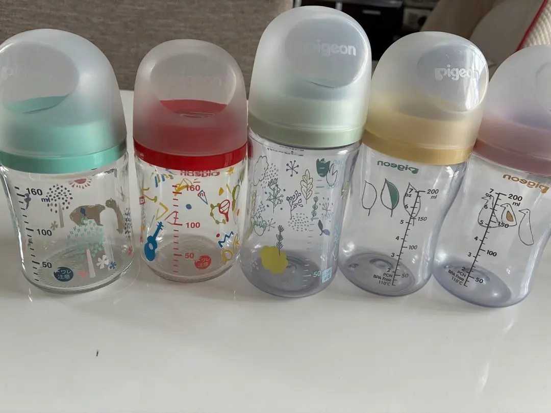 Thumbnail of Pigeon baby bottle