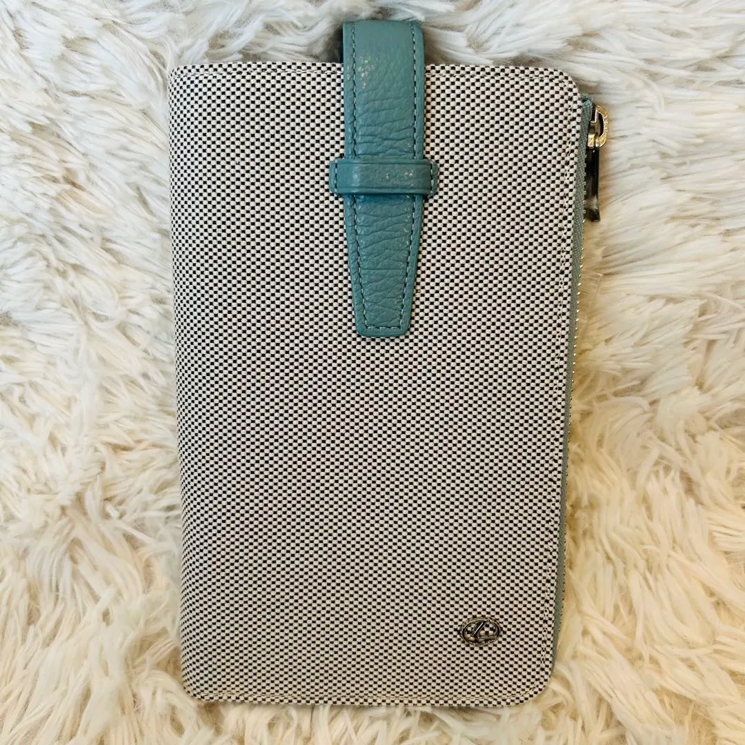 LEXUS レクサス オリジナル　スマートフォンポシェット LEXUS Collectionのご紹介】 「スマートフォンポシェット