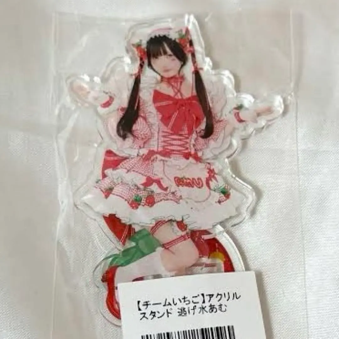 Thumbnail of Unopened Team Ichigo Nigemizu Amu Acrylic Stand