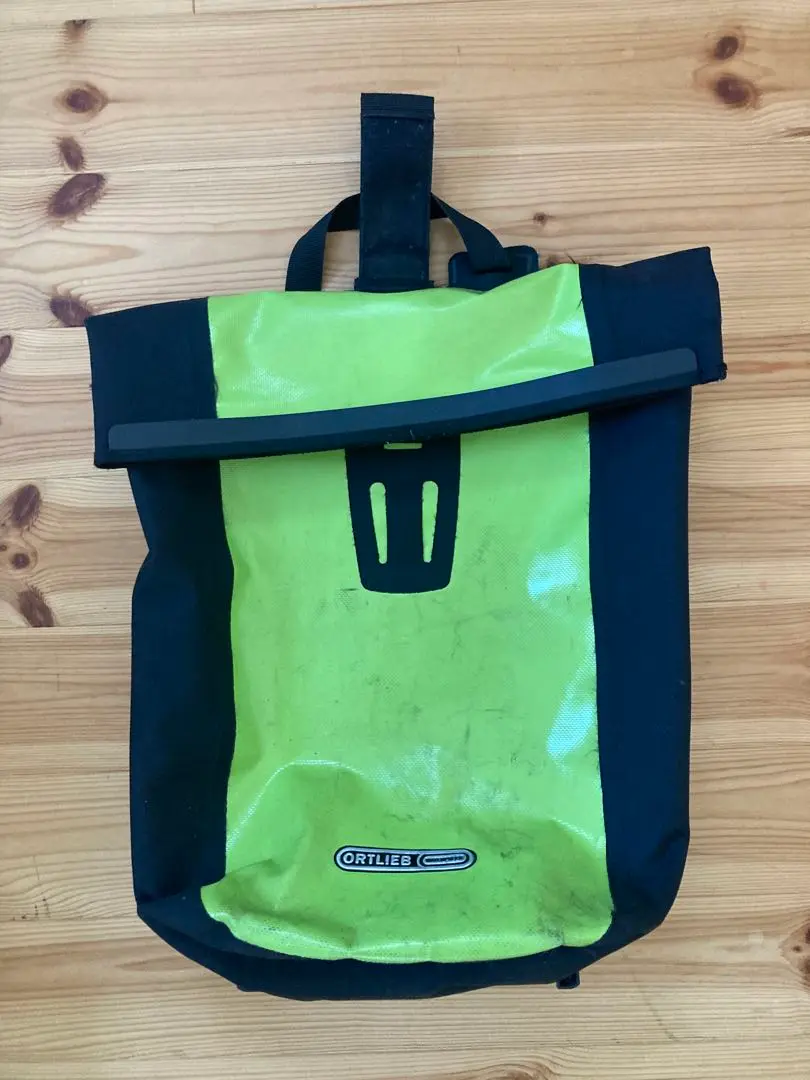 新品！未使用！！オルトリーブ ヴェロシティ バックパック 24L 防水 黒 オルトリーブ ORTLIEB オルトリーブ ヴェロシティ PS R402001