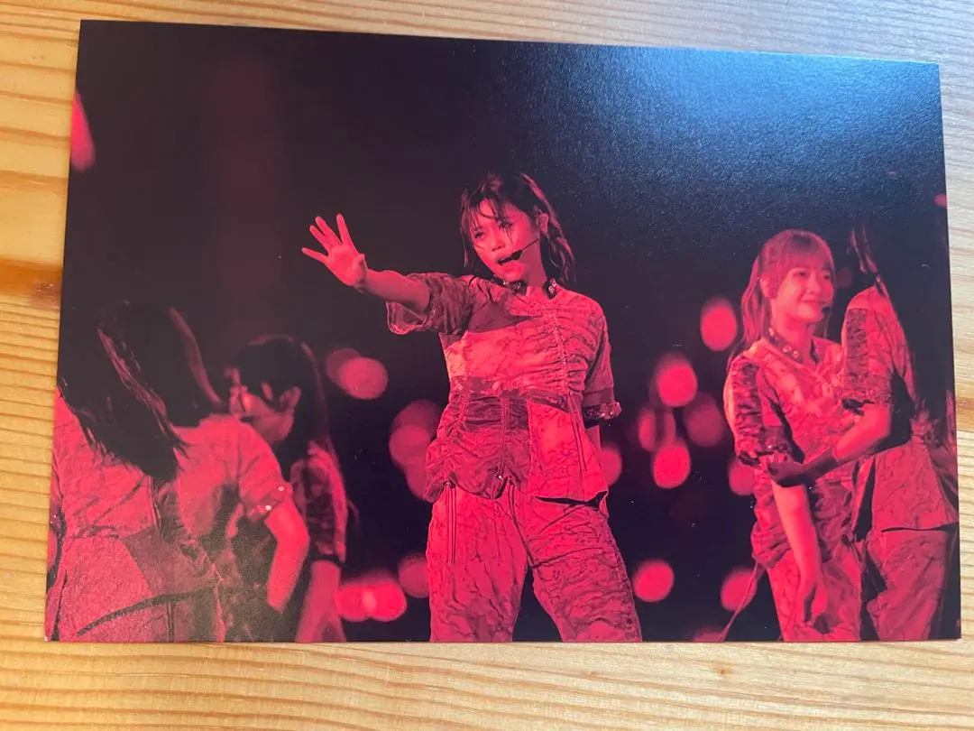 Thumbnail of Sakurazaka46 Postcard Tokyo Dome "Pour on the Oil!" Yui Takemoto