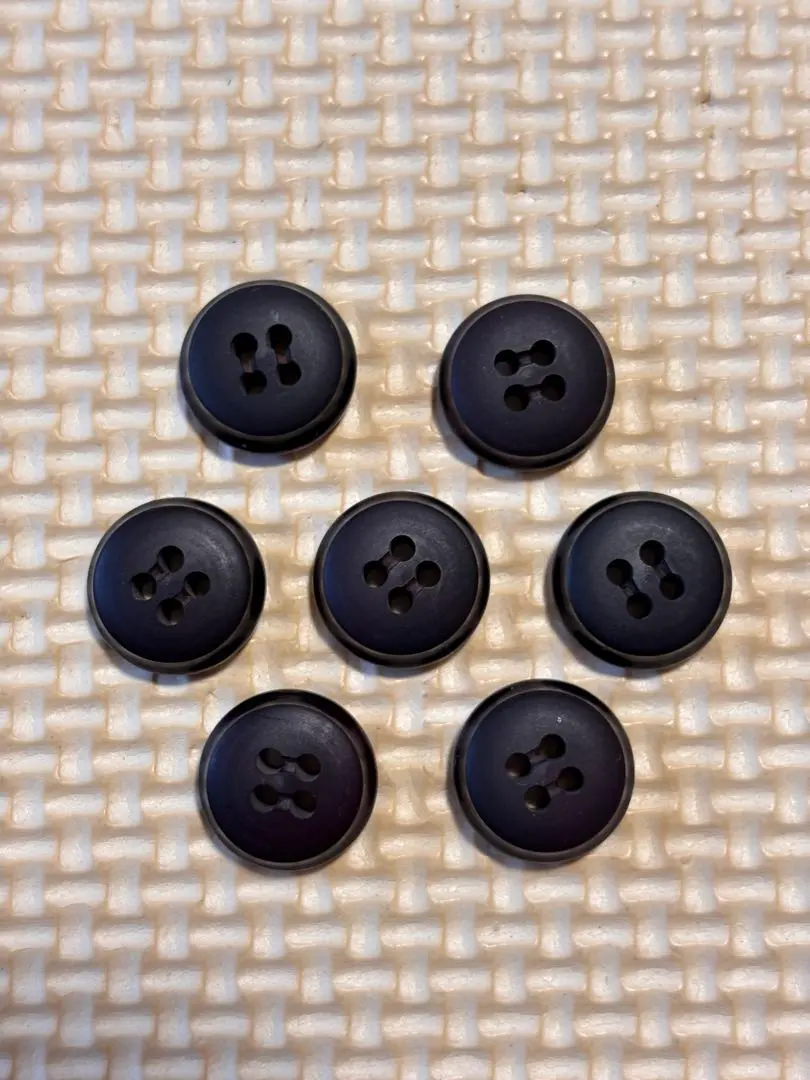 Thumbnail of Showa Retro Buttons, Dark Brown, Resin Buttons, 15mm, 7 pieces