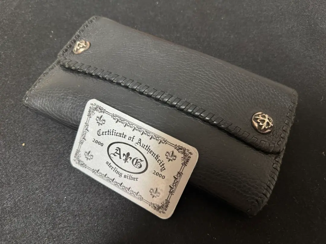 ホワイトレザー A&G長財布 スナップボタン付き GUCCI ホワイトレザー 長財布