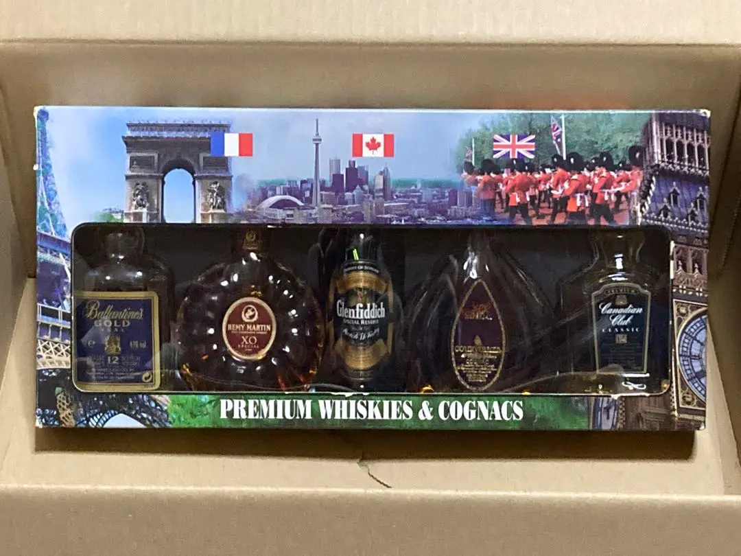 Ballantine's & Hibiki のミニチュア50ml 新品、未開封品 2025年最新】バランタイン ミニチュアの人気アイテム - メルカリ