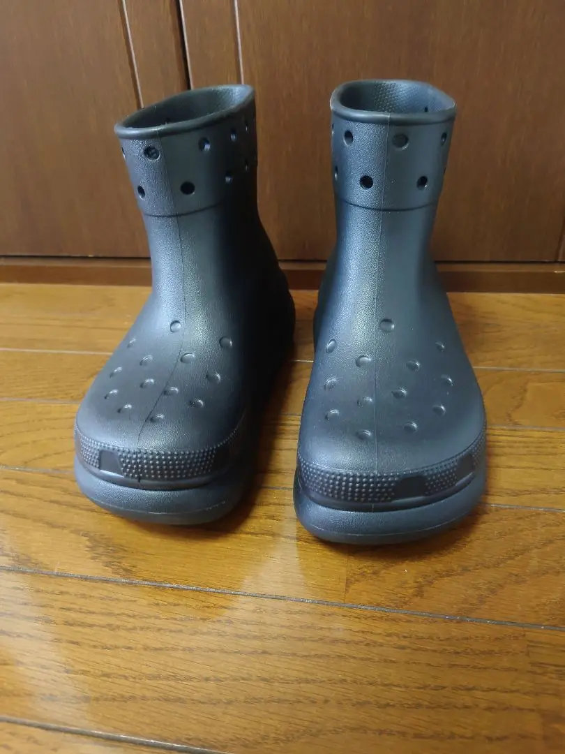 極美品 クロックス レインブーツ クラッシュ ブーツ ブラック 黒 26cm クロックス】ブーツ Crocs Classic Crush Boot Black ☆人気