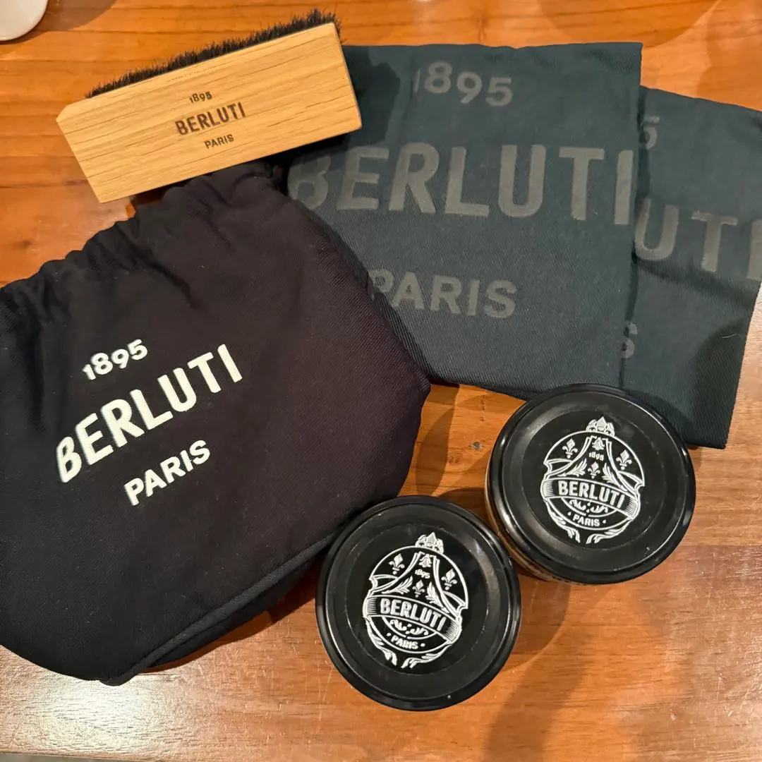2025年最新】ベルルッティ ケアセットの人気アイテム - メルカリ